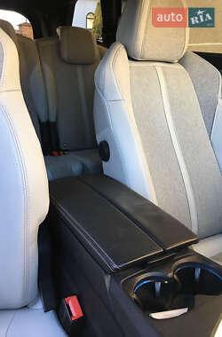 Позашляховик / Кросовер Peugeot 5008 2018 в Бродах