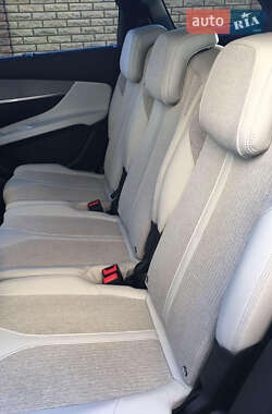 Позашляховик / Кросовер Peugeot 5008 2018 в Бродах