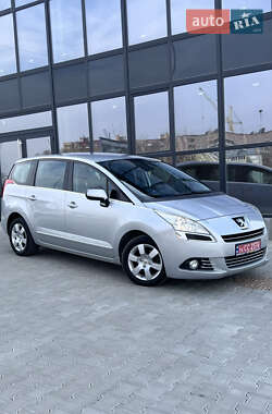 Микровэн Peugeot 5008 2012 в Тернополе