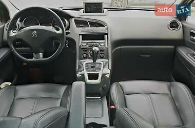 Микровэн Peugeot 5008 2014 в 