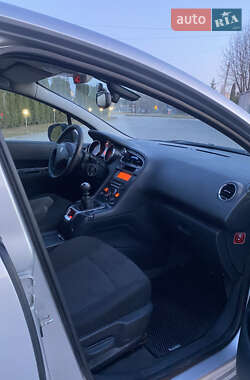 Мікровен Peugeot 5008 2009 в 