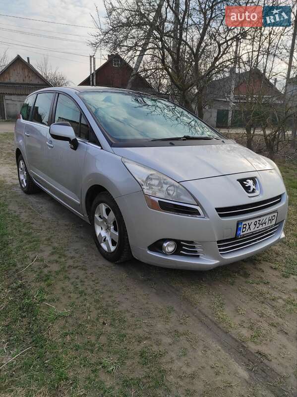 Peugeot 5008 2010 Peugeot 5008 2010