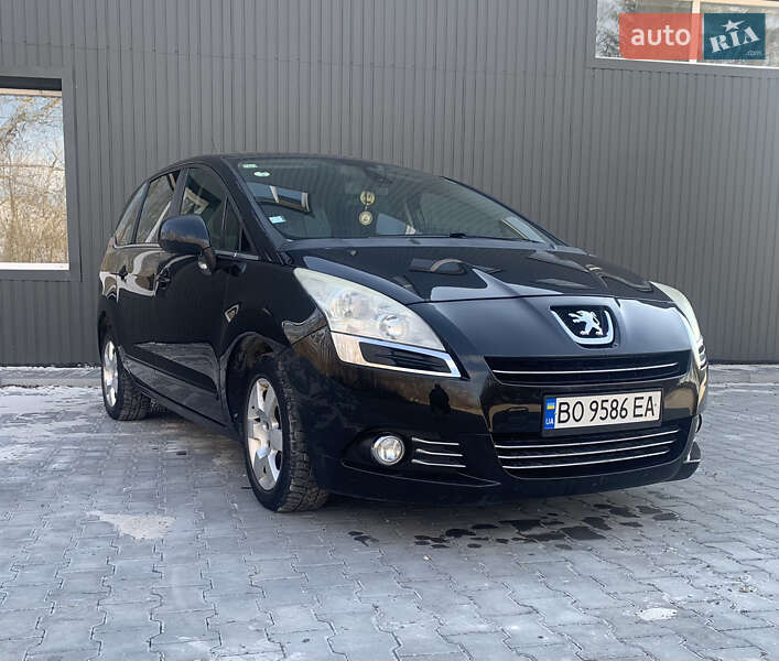 Микровэн Peugeot 5008 2012 в Тернополе