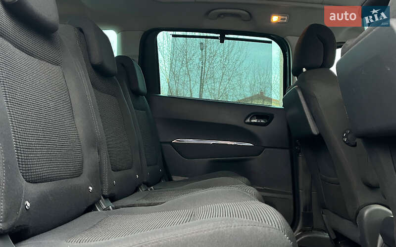 Микровэн Peugeot 5008 2012 в Коломые