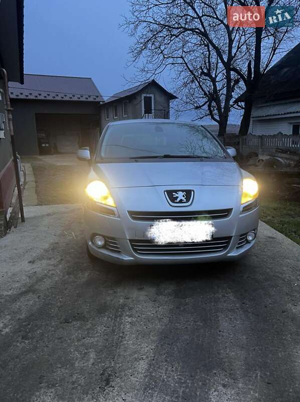 Peugeot 5008 2010