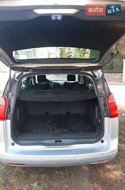 Микровэн Peugeot 5008 2010 в 