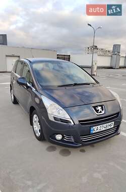 Микровэн Peugeot 5008 2012 в 