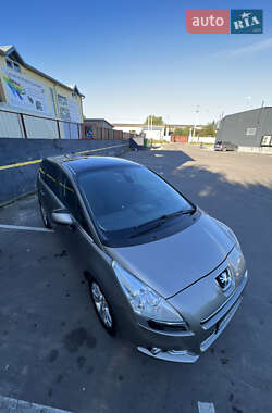 Мікровен Peugeot 5008 2010 в 