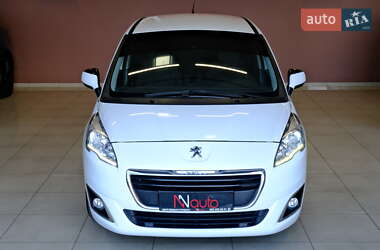 Микровэн Peugeot 5008 2015 в 
