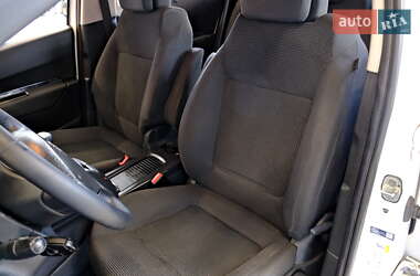 Микровэн Peugeot 5008 2015 в 