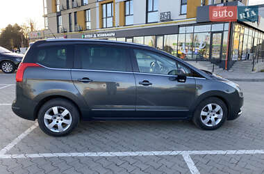 Микровэн Peugeot 5008 2013 в 