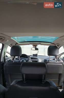 Микровэн Peugeot 5008 2010 в 