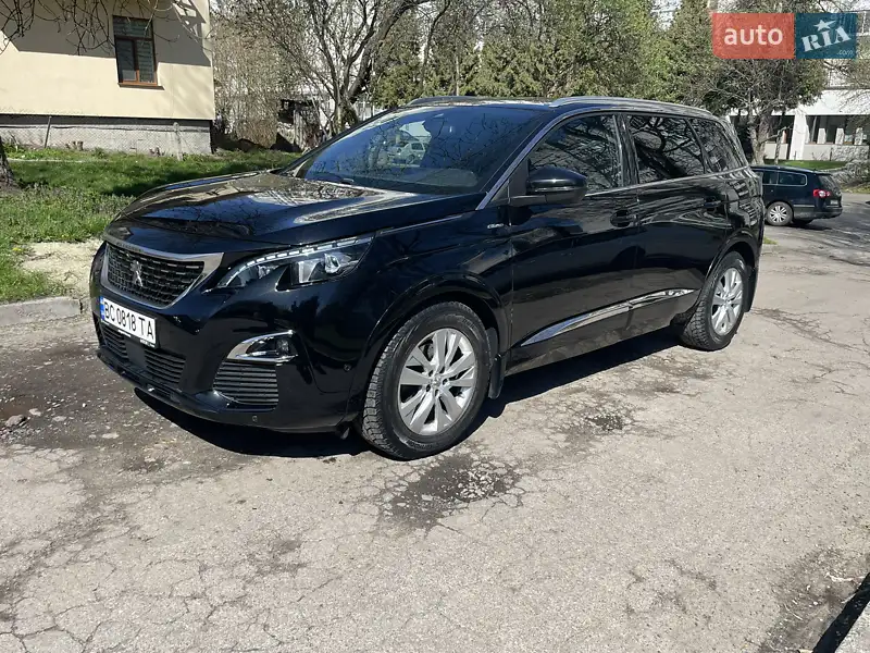 Внедорожник / Кроссовер Peugeot 5008 2018 в 