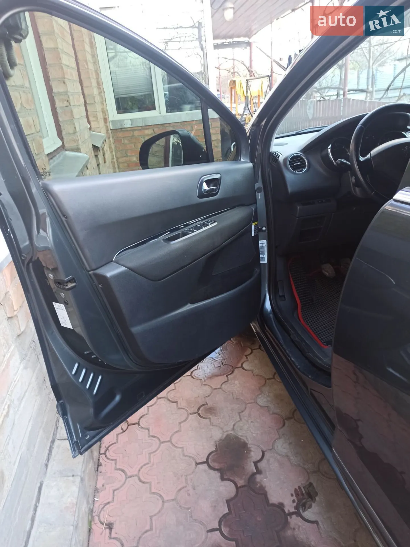 2010 Peugeot 5008 - мініатюра 11