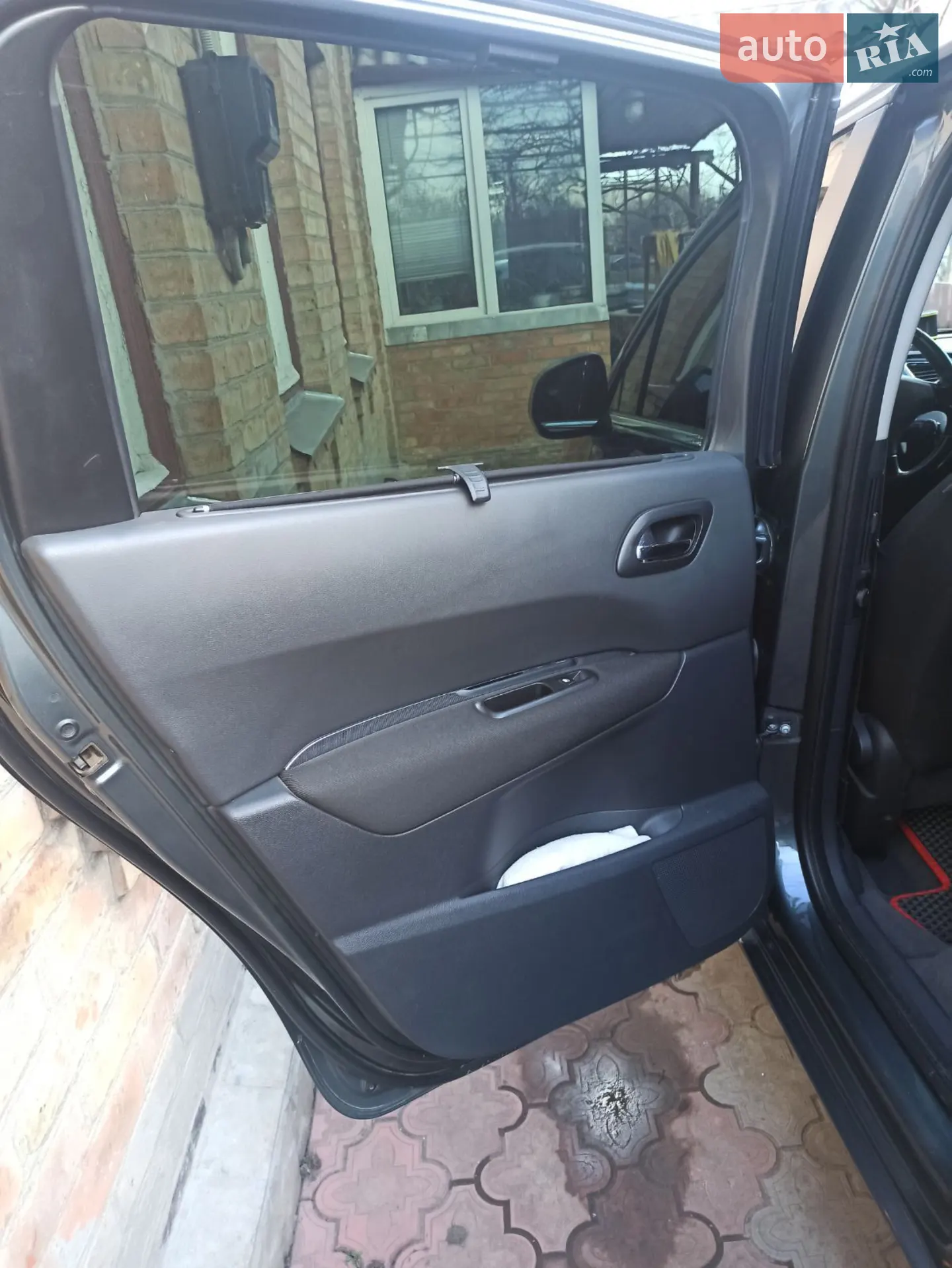 2010 Peugeot 5008 - мініатюра 22