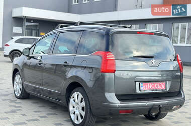 Мікровен Peugeot 5008 2011 в 