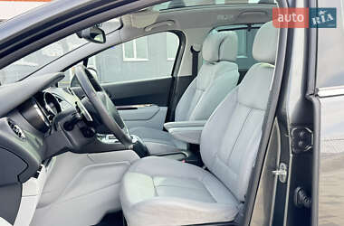 Мікровен Peugeot 5008 2011 в 
