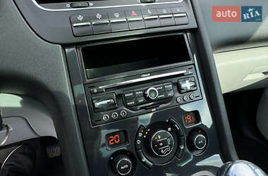 Мікровен Peugeot 5008 2011 в 