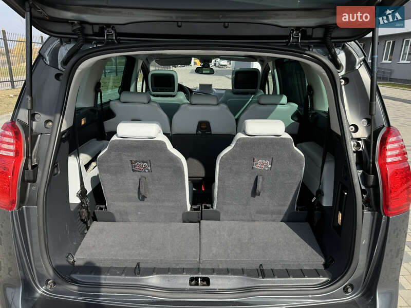Микровэн Peugeot 5008 2011 в Ковеле