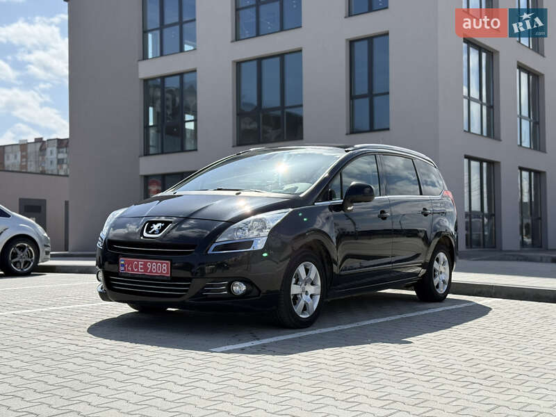 Микровэн Peugeot 5008 2011 в Калуше
