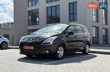 Микровэн Peugeot 5008 2011 в 