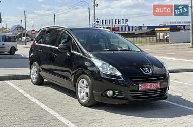 Микровэн Peugeot 5008 2011 в 