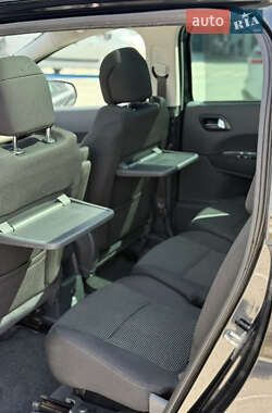Микровэн Peugeot 5008 2011 в 