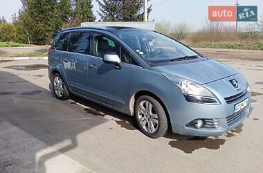 Микровэн Peugeot 5008 2011 в 