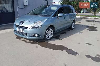 Микровэн Peugeot 5008 2011 в 