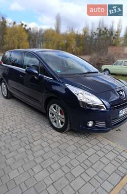 Микровэн Peugeot 5008 2010 в 