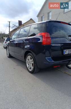 Микровэн Peugeot 5008 2010 в 