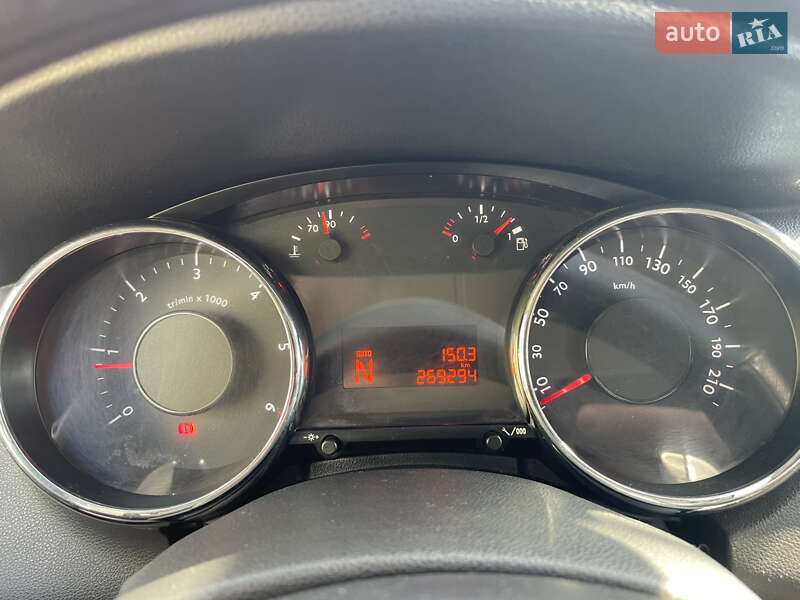 Мікровен Peugeot 5008 2010 в Миколаєві