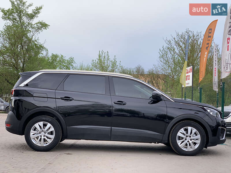 Внедорожник / Кроссовер Peugeot 5008 2019 в Бердичеве