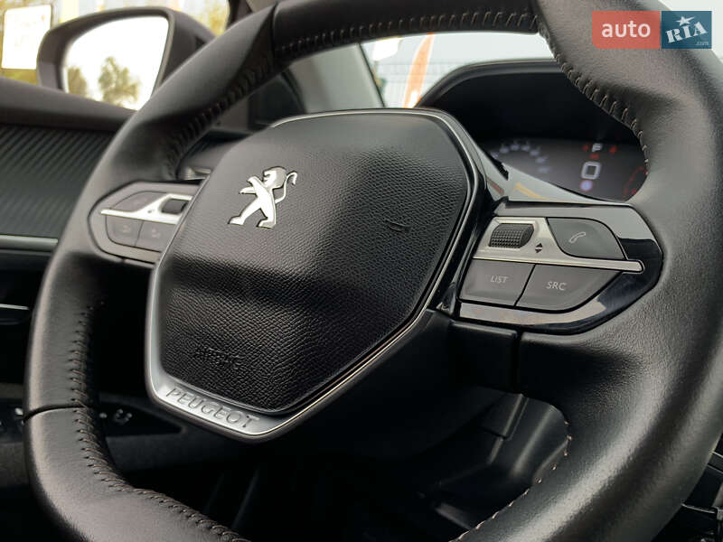 Внедорожник / Кроссовер Peugeot 5008 2019 в Бердичеве