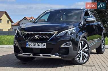 Позашляховик / Кросовер Peugeot 5008 2019 в 