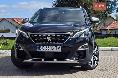 Позашляховик / Кросовер Peugeot 5008 2019 в 
