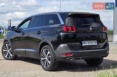 Позашляховик / Кросовер Peugeot 5008 2019 в 