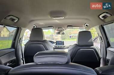Позашляховик / Кросовер Peugeot 5008 2019 в 