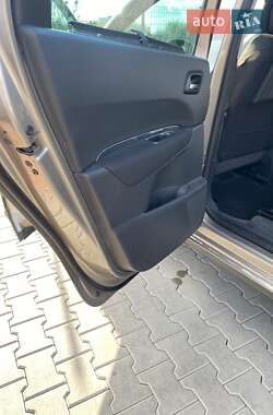 Мікровен Peugeot 5008 2011 в 