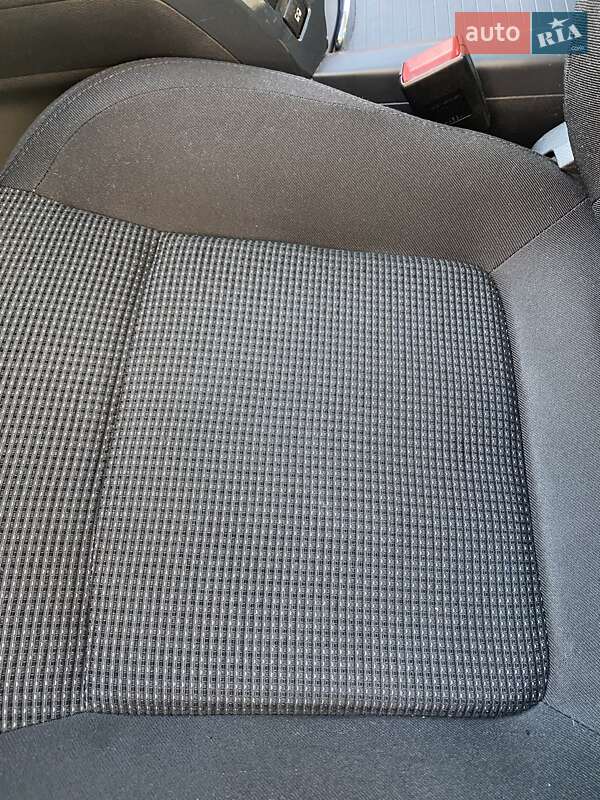 Мікровен Peugeot 5008 2011 в Вінниці