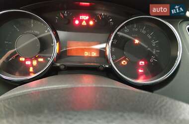 Мікровен Peugeot 5008 2011 в 