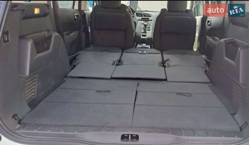 Мікровен Peugeot 5008 2016 в Чернівцях