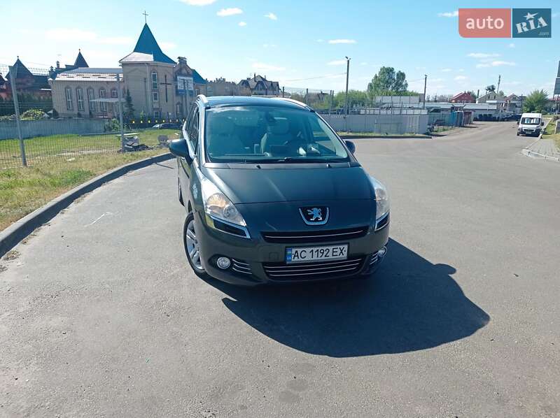 Микровэн Peugeot 5008 2010 в 