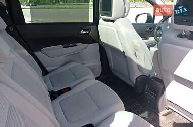 Микровэн Peugeot 5008 2010 в 