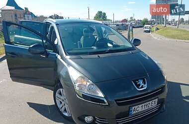Микровэн Peugeot 5008 2010 в 