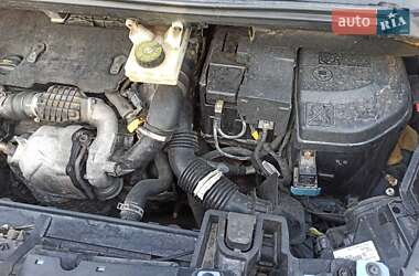 Мікровен Peugeot 5008 2011 в 