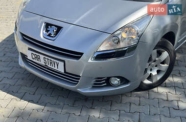 Микровэн Peugeot 5008 2012 в 