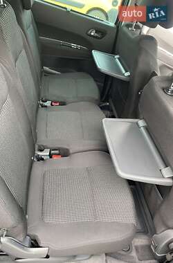 Микровэн Peugeot 5008 2011 в 