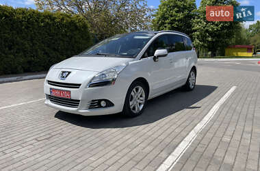 Микровэн Peugeot 5008 2010 в Луцке