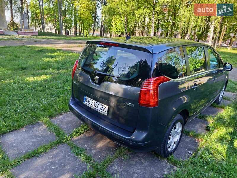 Мікровен Peugeot 5008 2010 в Чернівцях